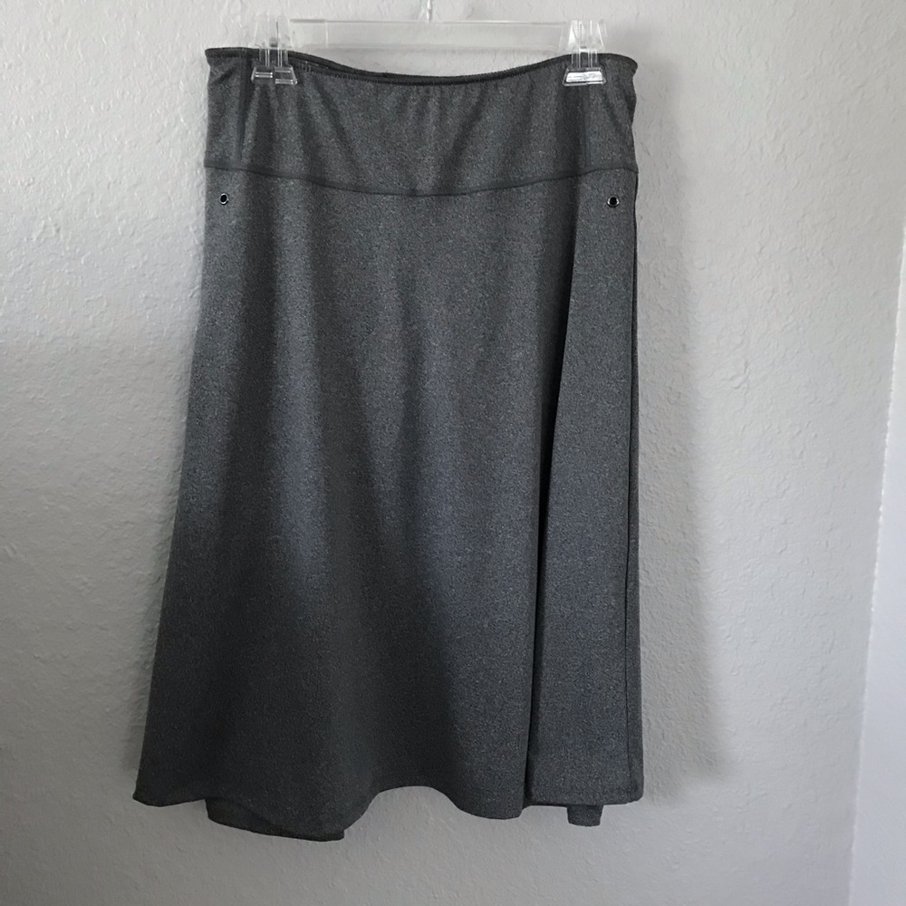 Omni Modest skirt with attached leggings NWOT